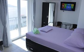 Guest House Put